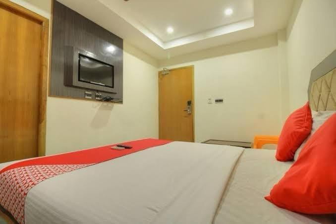 Hotel Srees Tiruchirappalli Kültér fotó